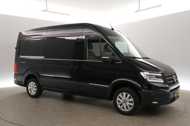 Volkswagen CRAFTER 2.0 TDI DSG HIGHLINE EXCLUSIVE L3H3 | DC | FACELIFT MODEL | BPM VRIJ | Virtual | 2xSchuifdeur | 3000KG Trekgew. | Trekh. | Adap. Cruise | Clima | Carplay | Camera |
