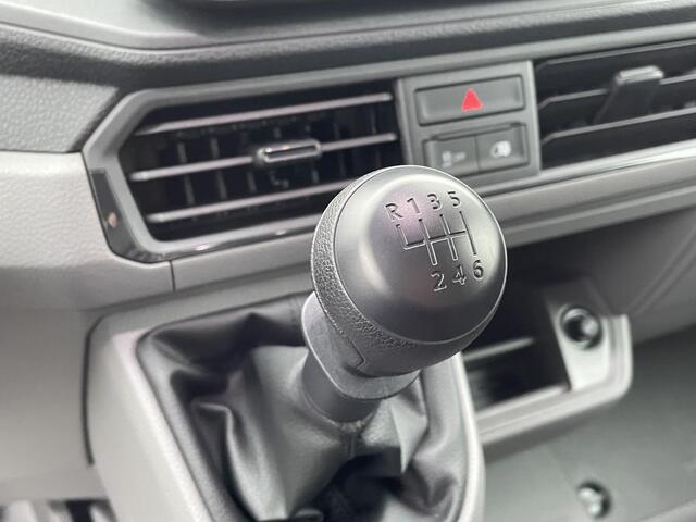 Volkswagen CRAFTER Trendline L3H2 177pk GVW 3.5T | Nieuw Model | BPM vrij | diefstalalarm | bijrijdersbank | metallic | navigatie