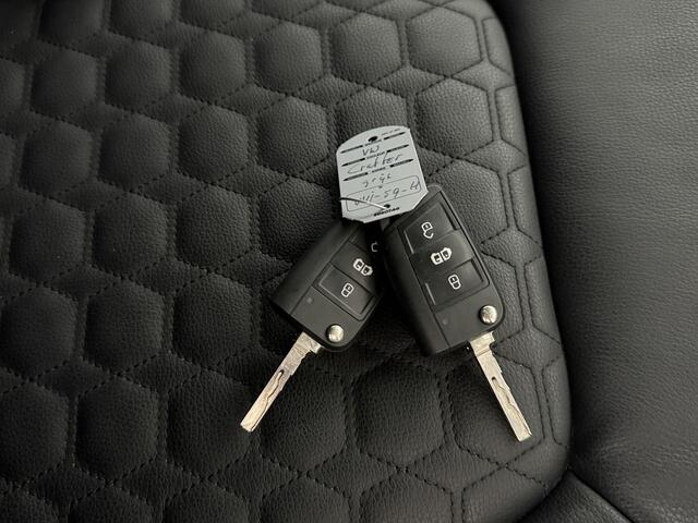 Volkswagen CRAFTER 2.0TDI 140PK DSG Automaat L3H3 Exclusive Led | Leder | 75'' Edition | Navigatie | Camera | Airco | cruise