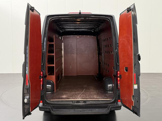 Volkswagen CRAFTER 2.0TDI 140PK DSG Automaat L4H3 | Navigatie | Camera | 3-Persoons | Airco | Cruise