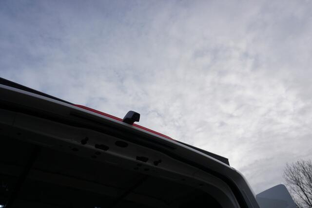 Volkswagen CRAFTER 35 177PK Automaat L4H3/L3H2 Facelift Apple Carplay Navigatie Camera Digitaal dashboard Camera