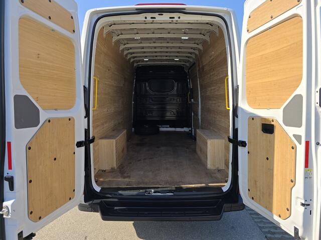 Volkswagen CRAFTER 35 2.0 TDI L4 H3 Comfortline - 140 Pk - Euro 6 - Airco - Cruise Control