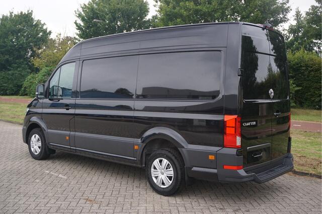 Volkswagen CRAFTER 35 177PK L3H3 AUT BPM VRIJ!! Navi, Cam, Adap. Cruise, LED!! NR. 220