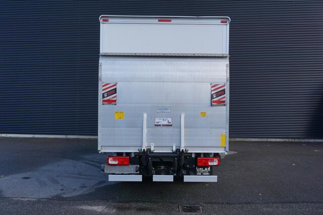 Volkswagen CRAFTER 50 177 PK Bakwagen Laadklep 750 KG Dubbellucht Apple Carplay Cruise Control