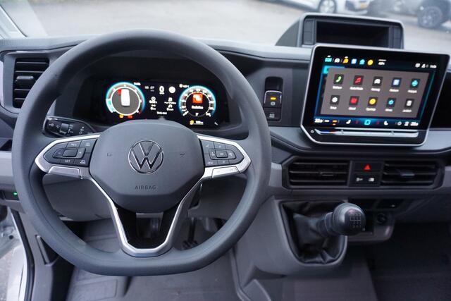 Volkswagen CRAFTER 35 140pk L3H3/L2H2 Facelift Apple Carplay Digitaal Dashboard Cruise control Stoelverwarming