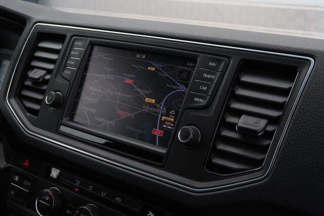 Volkswagen CRAFTER 35 2.0 TDI L3H3 AUT/ LED/ CAMERA/ CLIMA/ ETC..