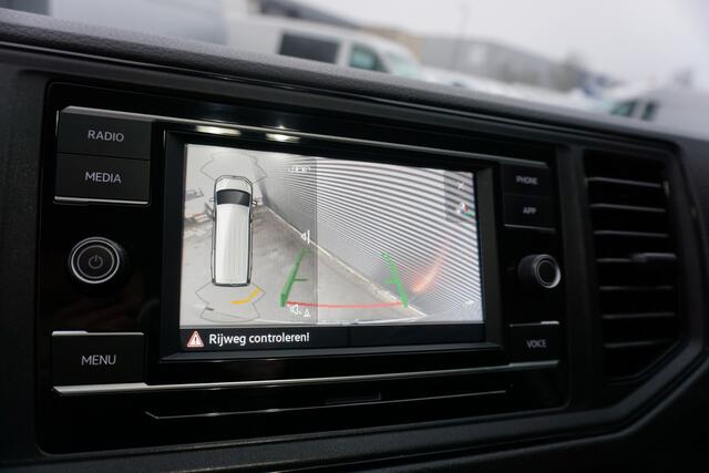 Volkswagen CRAFTER 140pk Automaat L3H3/L2H2 Apple carplay Camera Stoelverwarming Airco Parkeersensoren