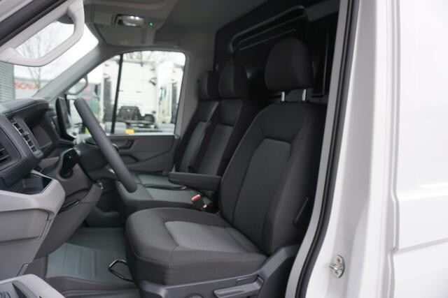 Volkswagen CRAFTER 35 140pk L3H2/L2H1 Facelift Camera Apple carplay 3-Zits DAB+ Cruise control