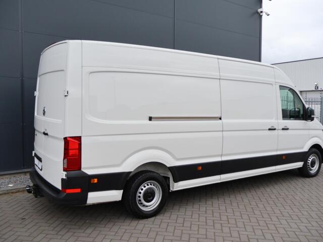 Volkswagen CRAFTER 35 2.0 TDI L3H3 Comfortline EURO VI | 140 PK | Trekhaak | Navigatiesysteem | Cruise control | Parkeersensoren |