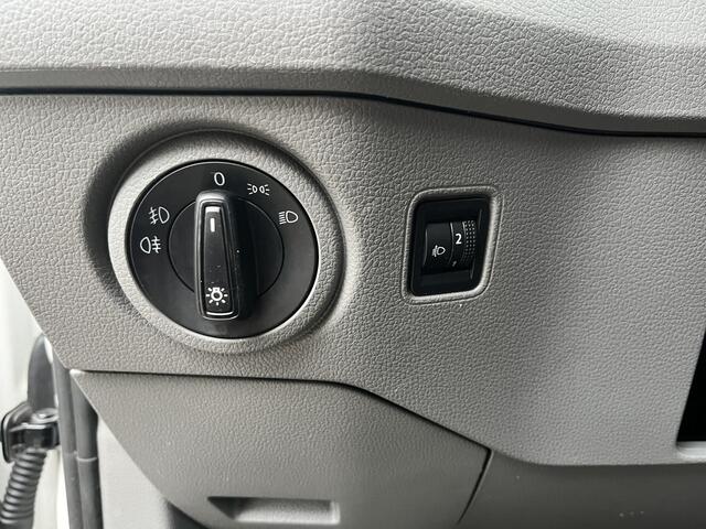 Volkswagen CRAFTER 35 2.0 TDI DC Open laadbak Airco Cruise controle Pick-up Euro 6 Parkeerhulp achter evt 3000kg trekgewicht 6 persoons p-up bakwagen open laadbak Pritsche