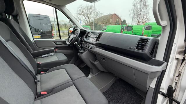 Volkswagen CRAFTER 2.0 TDI 75KW 102PK L3H2 EURO 6 AIRCO/ CRUISE CONTROL/ APLLE CARPLAY/ 100% DEALERONDERHOUDEN