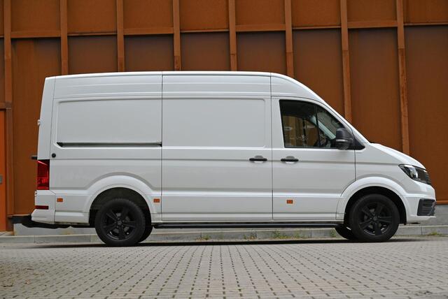 Volkswagen CRAFTER 2.0 TDI L3H3 Special Edition 140 PK | Betimmering | ¤ 189 P.M.