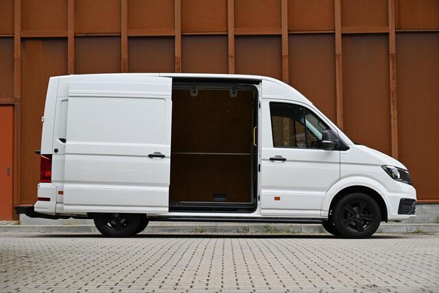 Volkswagen CRAFTER 2.0 TDI L3H3 Special Edition 140 PK | Betimmering | ¤ 189 P.M.