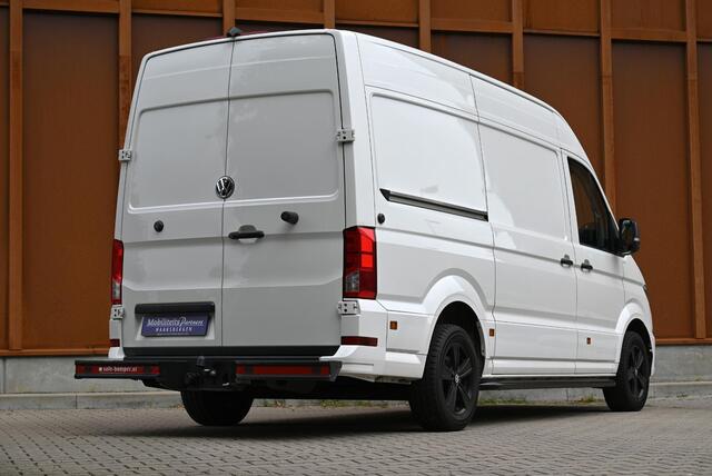 Volkswagen CRAFTER 2.0 TDI L3H3 Special Edition 140 PK | Betimmering | ¤ 189 P.M.