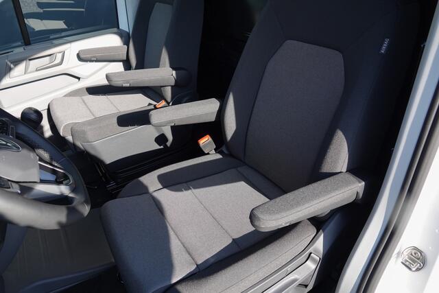 Volkswagen CRAFTER L3H2 | 2.0Tdi 177Pk | 35 | 3500Kg Trekgewicht | Stoel-Stoel | Achteruitrijcamera | 10.4'' Display | Trekhaak | Candy White