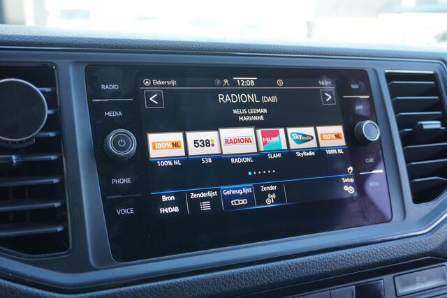 Volkswagen CRAFTER 2.0 TDI 140PK L3H3 EURO 6 - Airco - Cruise - Camera - ¤ 19.950,- Excl.