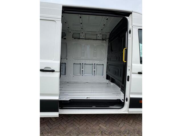 Volkswagen CRAFTER 35 2.0 TDI L4h3 140pk 449/3500 NIEUW BPM VRIJ RIJKLAAR