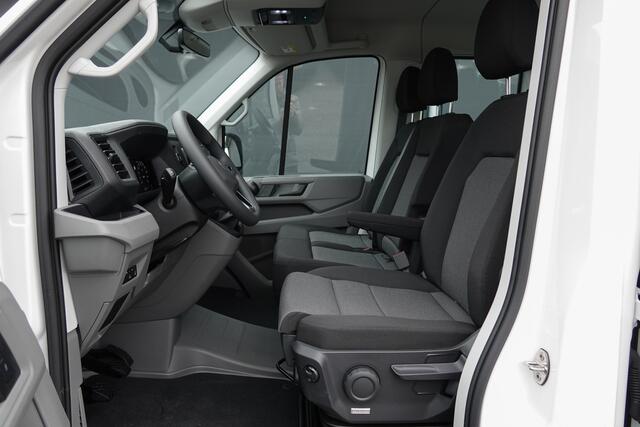 Volkswagen CRAFTER Bakauto | 2.0Tdi 163Pk | L3 | Dubbele cabine | 7-Persoons | 35 | 3.500Kg trekgwicht | Open Laadbak | Achteruitrijcamera | Trekhaak