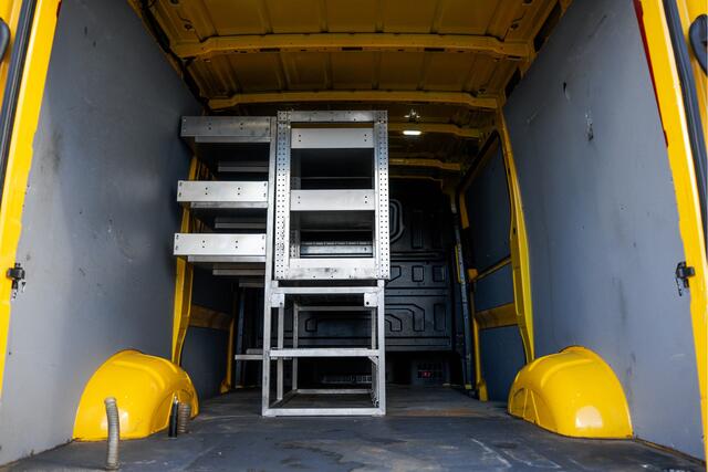 Volkswagen CRAFTER 4 MOTION L3H3 | 141 PK | Cruise | Camera | PDC | Zijschuifdeur L+R | Airco