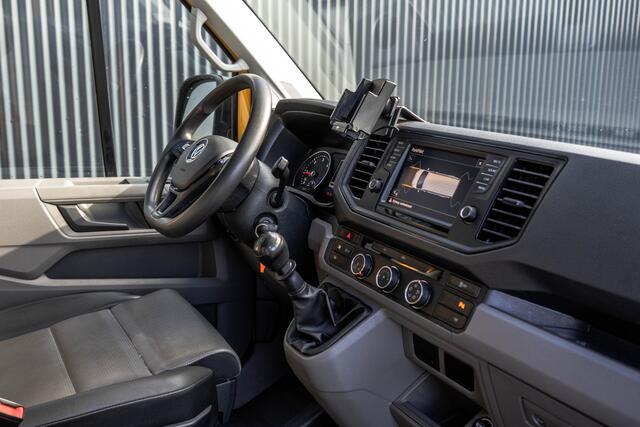 Volkswagen CRAFTER 4 MOTION L3H2 | 141 PK | Cruise | Camera | PDC | Zijschuifdeur L+R | Airco