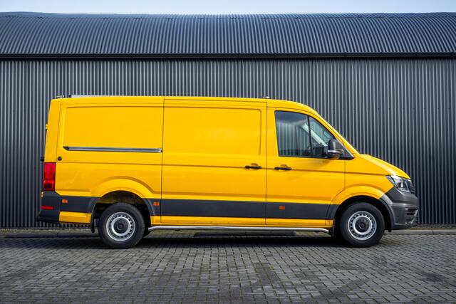 Volkswagen CRAFTER 4 MOTION L3H2 | 141 PK | Cruise | Camera | PDC | Zijschuifdeur L+R | Airco