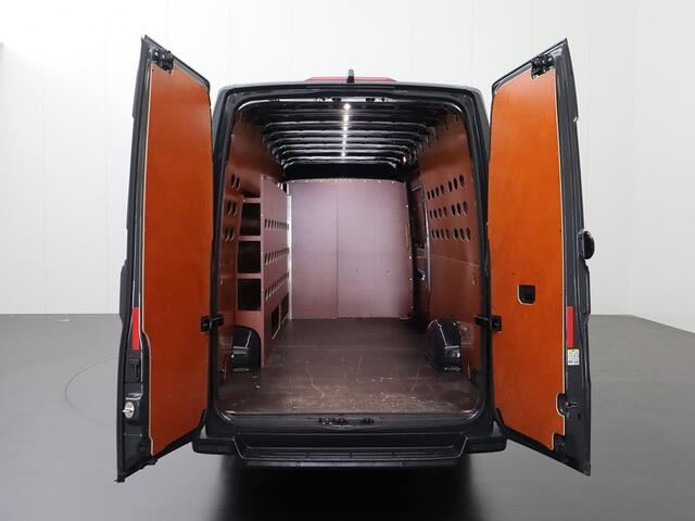 Volkswagen CRAFTER 2.0TDI 140PK DSG Automaat L5H3 Highline | Navigatie | Camera | Airco | Cruise | 3-Zits