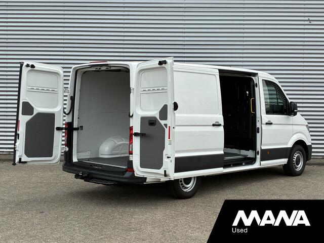 Volkswagen CRAFTER 2.0TDI 140PK L3H2 Automaat LED Standkachel Cruise Carplay Trekhaak Stoelverwarming Stuurwielverwarming