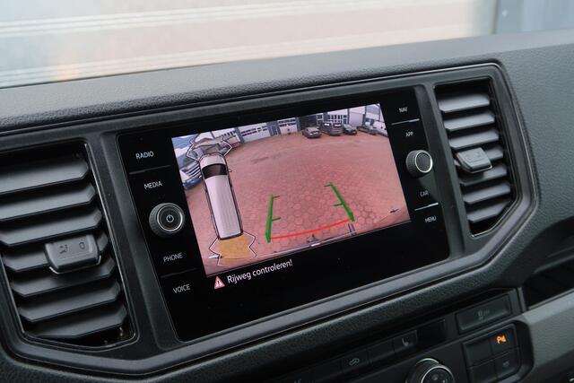 Volkswagen CRAFTER 35 2.0 TDI L3H3 AUT/ CAMERA/ CRUISE/ NAVI/ TREKHAAK/ ETC..