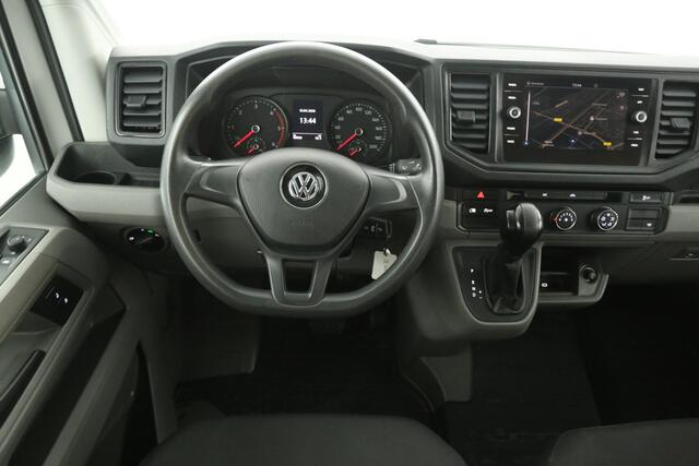 Volkswagen CRAFTER 2.0 TDI L3H2 140PK | 3000KG Trekgew. | Aut. | Airco | Camera | Carplay | 3 Zits | Navi