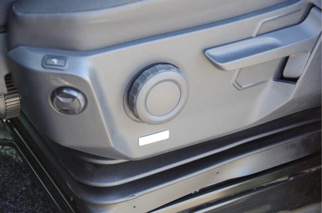 Volkswagen CRAFTER 35 2.0 TDI L3H3 177PK AUT. LED, TREKHAAK, GEV. ERGO ACTIVE STOEL, ADAPT. CRUISE, STOELVERWARMING, STUUR VERWARMING, STANDKACHEL, LEDER STUUR