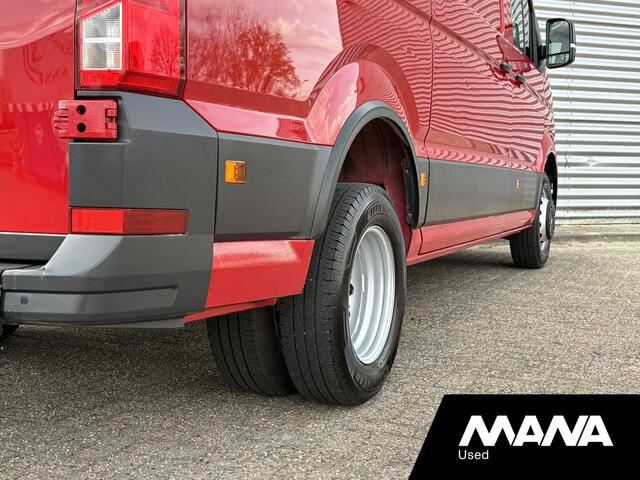Volkswagen CRAFTER 50 2.0 TDI L3H2 177pk DL Automaat Trekhaak Camera Cruise Sensoren