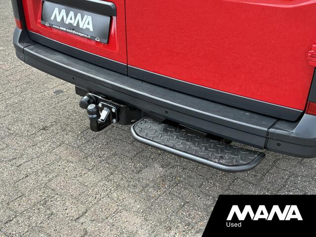 Volkswagen CRAFTER 50 2.0 TDI L3H2 177pk DL Automaat Trekhaak Camera Cruise Sensoren