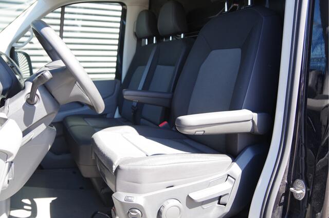 Volkswagen CRAFTER 35 2.0 TDI L3H3 Highline AUT. LED, TREKHAAK, GEV. ERGO ACTIVE STOEL, CAMERA, AIRCO, MISTLAMPEN