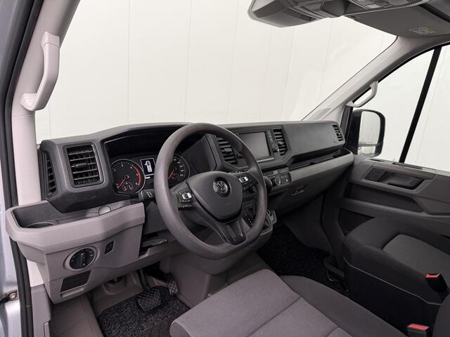 Volkswagen CRAFTER 2.0TDI 177PK Automaat L3H2 Highline | Trekhaak 3000Kg | Airco | Navigatie | Camera | Multimedia | Betimmering