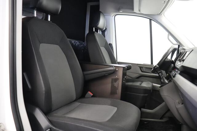 Volkswagen CRAFTER 2.0 TDI L3H3 EURO 6 - A/C climate - Cruise - Camera - ¤ 17.900,- Excl.