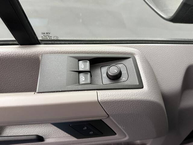 Volkswagen CRAFTER 2.0TDI 140PK L3H3 Highline (2024) | Navigatie | Camera | Trekhaak 3000Kg | Airco | Cruise