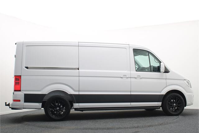 Volkswagen CRAFTER 35 2.0 TDI DSG 177 PK L3H2 Airco, LED, Camera, ACC, Apple Carplay, Verwarmde Stoelen, Trekhaak