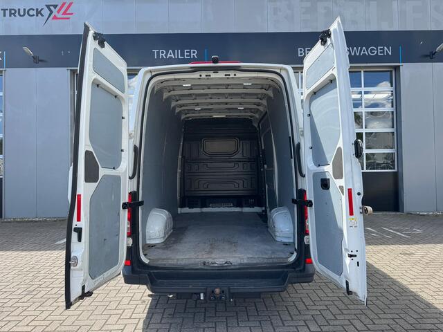 Volkswagen CRAFTER 35 2.0 TDI L3H3 Trendline > Trekhaak/Camera/Cruise control....