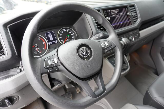 Volkswagen CRAFTER 35 140pk Automaat L3H2/L2H1 LED Apple Carplay Camera 17" Velgen Imperiaal Parkeersensoren