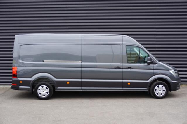 Volkswagen CRAFTER 180pk Automaat L4H3/L3H2 Facelift LED Digitaal Dashboard Camera Apple Carplay Navigatie Cruise control