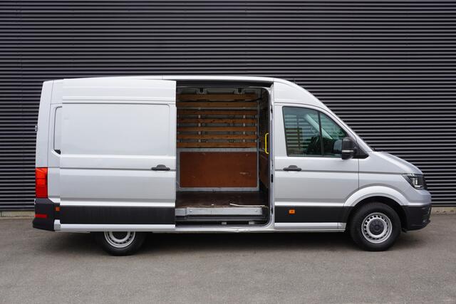 Volkswagen CRAFTER 177pk L3H3/L2H2 Trekhaak Apple Carplay Navigatie Camera Parkeersensoren Cruise control