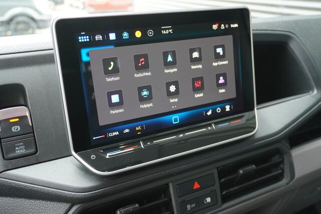 Volkswagen CRAFTER 35 180pk L3H3/L2H2 Facelift LED Digitaal Dashboard Apple Carplay Camera Ergo comfort stoel Parkeersensoren