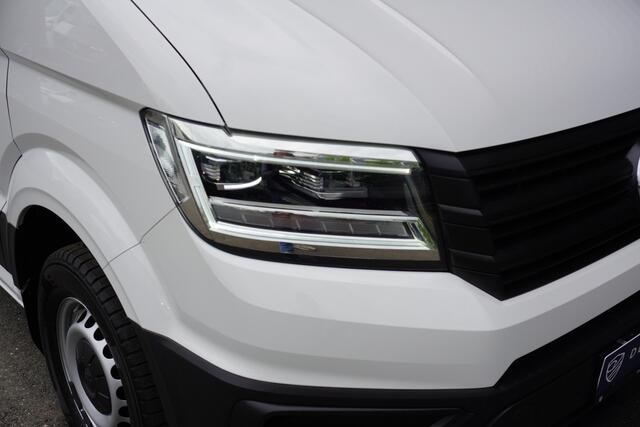 Volkswagen CRAFTER 35 180pk L3H3/L2H2 Facelift LED Digitaal Dashboard Apple Carplay Camera Ergo comfort stoel Parkeersensoren