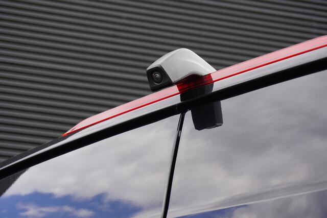 Volkswagen CRAFTER 180pk Automaat L4H3/L3H2 Facelift LED Apple Carplay Camera parkeersensoren ACC Cruisecontrol