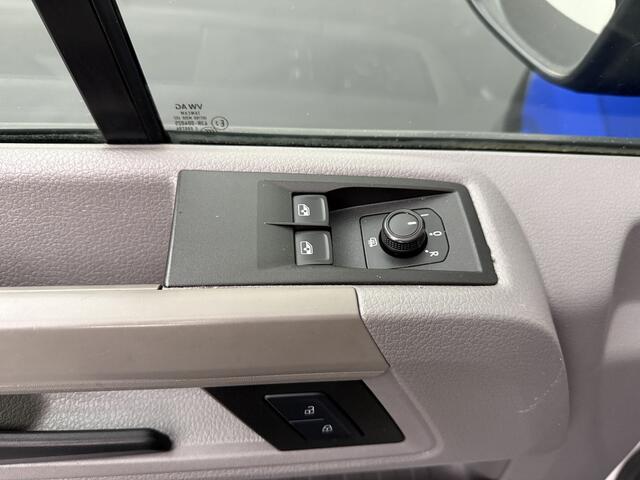 Volkswagen CRAFTER 2.0TDI L3H3 | Laadklep | Laadlift | Camera | Airco | Cruise