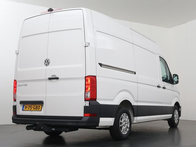 Volkswagen CRAFTER 30 | 2.0 TDI | 177 PK | L3H3 | HIGHLINE | LAADKLEP LM VELGEN | APPLE CARPLAY EN ANDROID AUTO | AIRCO | CRUISE CONTROL | VOORRUITVERWARMING | TREKHAAK | 3-ZITS | PARKEERCAMERA | SNEL LEVERBAAR
