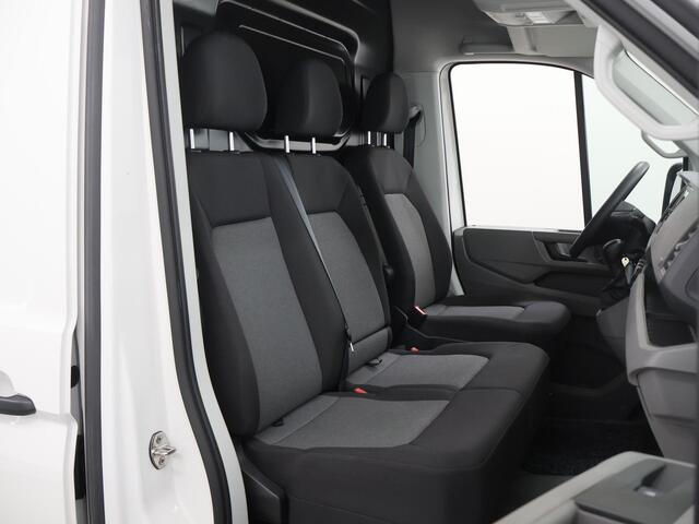 Volkswagen CRAFTER 30 | 2.0 TDI | 177 PK | L3H3 | HIGHLINE | LAADKLEP LM VELGEN | APPLE CARPLAY EN ANDROID AUTO | AIRCO | CRUISE CONTROL | VOORRUITVERWARMING | TREKHAAK | 3-ZITS | PARKEERCAMERA | SNEL LEVERBAAR