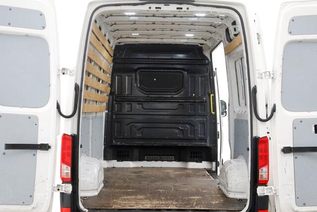 Volkswagen CRAFTER 35 2.0 TDI 140pk L3H3 (L2H2) Comfortline Airco/Navi/Imperiaal 01-2023