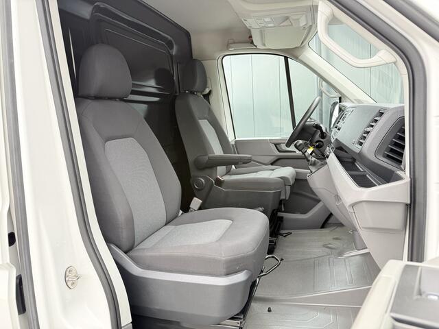 Volkswagen CRAFTER 2.0 TDI 141 PK / L3H3 / 1e EIGENAAR / ZEER NETJES !! / AIRCO / CRUISE / ERGO GEVEERDE STOEL
