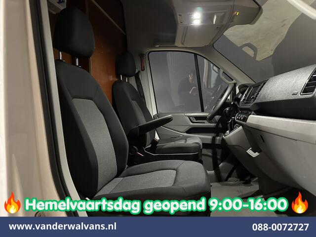 Volkswagen CRAFTER 2.0 TDI 141pk Automaat L3H3 L2H2 Euro6 Airco | Camera | Navigatie | 3000kg Trekhaak | Imperiaal | Apple Carplay Chauffeursstoel, Cruisecontrol, Android Auto, Parkeersensoren